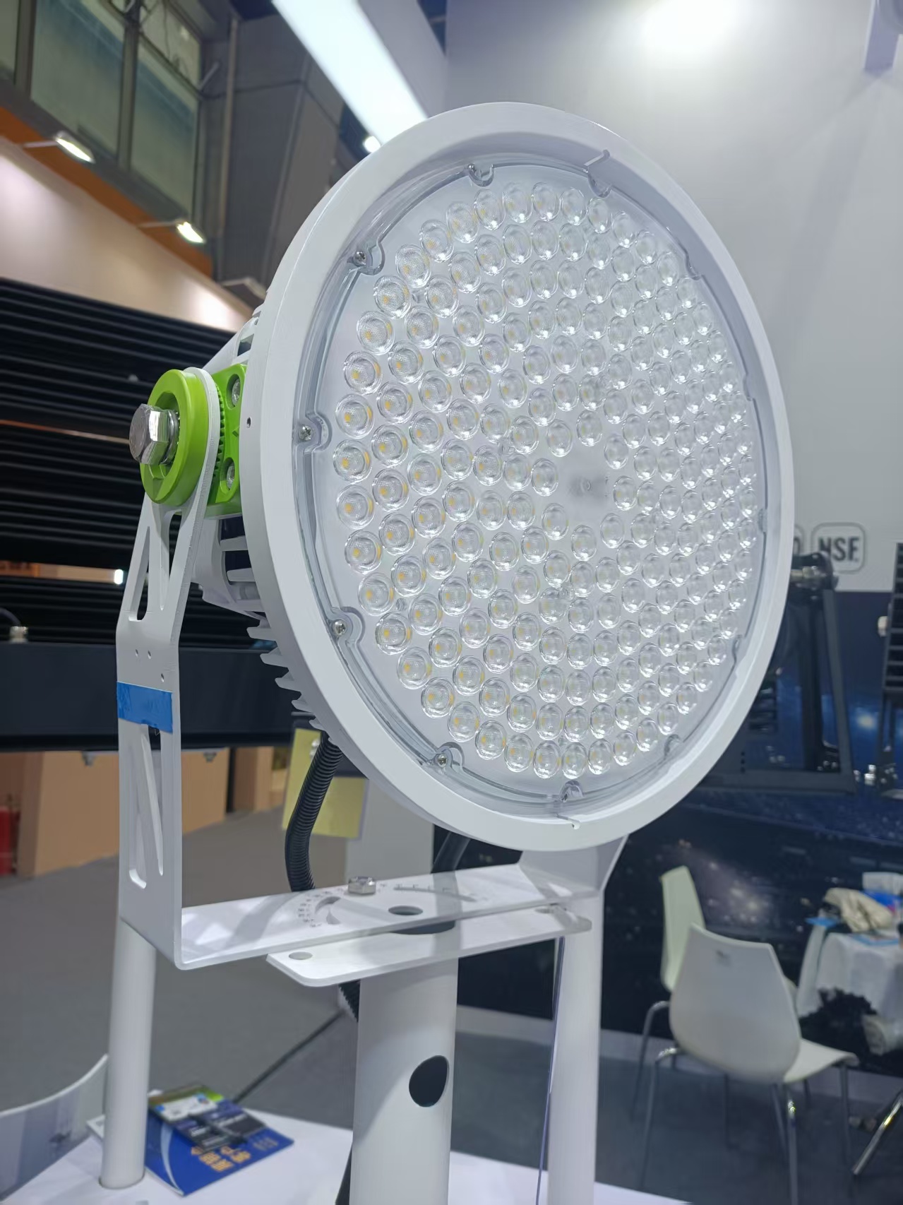 Anti Glare Asymmetric Beam LED Court Lights for Aussie School Sports Fields