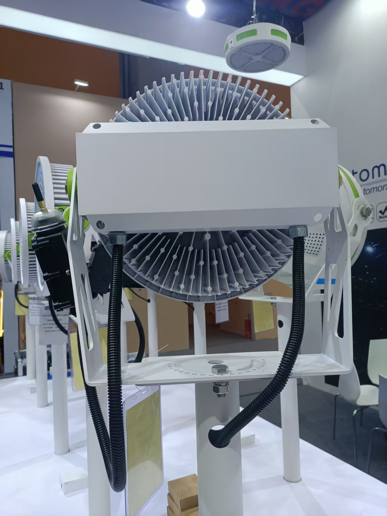 Wind Resistant LED Sports Lights