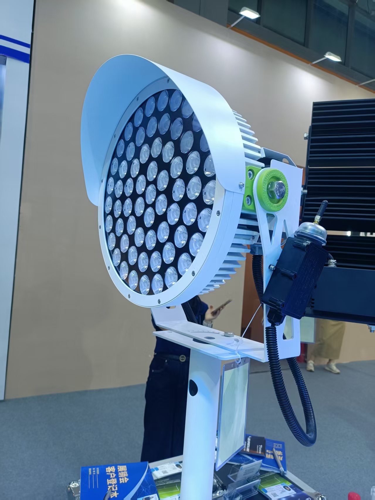 Bulk Supply SAA Certified LED MH Replacement Lights